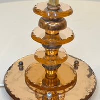 Image 5 of lampe boudoir Art Déco – verre rosaline taillé, années 1930 – abat-jour plissé ruban