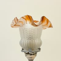 Image 4 of Lampe de chevet ancienne métal chromé et opaline tulipe bicolore - 1930