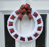 Image 1 of  Tartan yarn wreath, tartan door wreath, tartan wall wreath