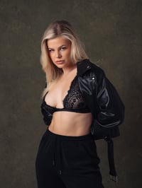 Image 2 of Portraits/Heandshots - Studio Booking Fee