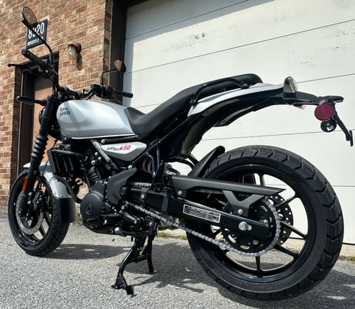 Image of 2026 Royal Enfield Guerrilla 450 in Smoke Silver!