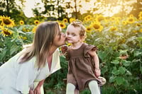 Image 4 of medina sunflower farm mini session 2025 retainer payment