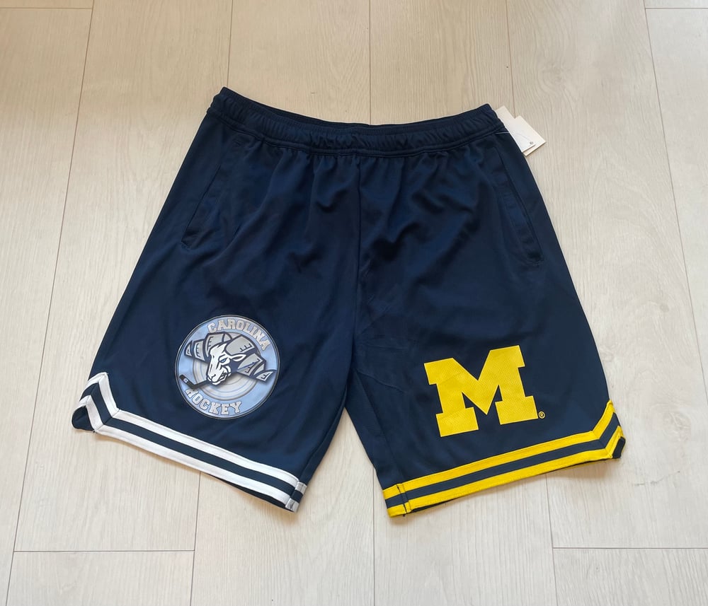 CAROLINA (NAVY) X MICHIGAN (NAVY) MASH UP SHORT