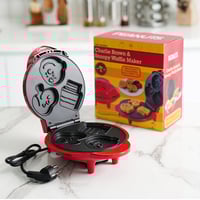 Image 1 of Charlie Brown & Snoopy Waffle Maker – WM-6SCN
