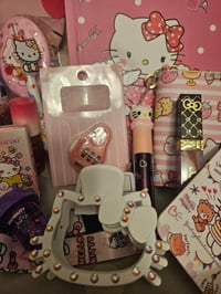 Image 7 of Hello Kitty Pink Suitcase Bundle 