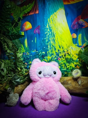 Smol Cosmic Kitten! Pink and Lavender!