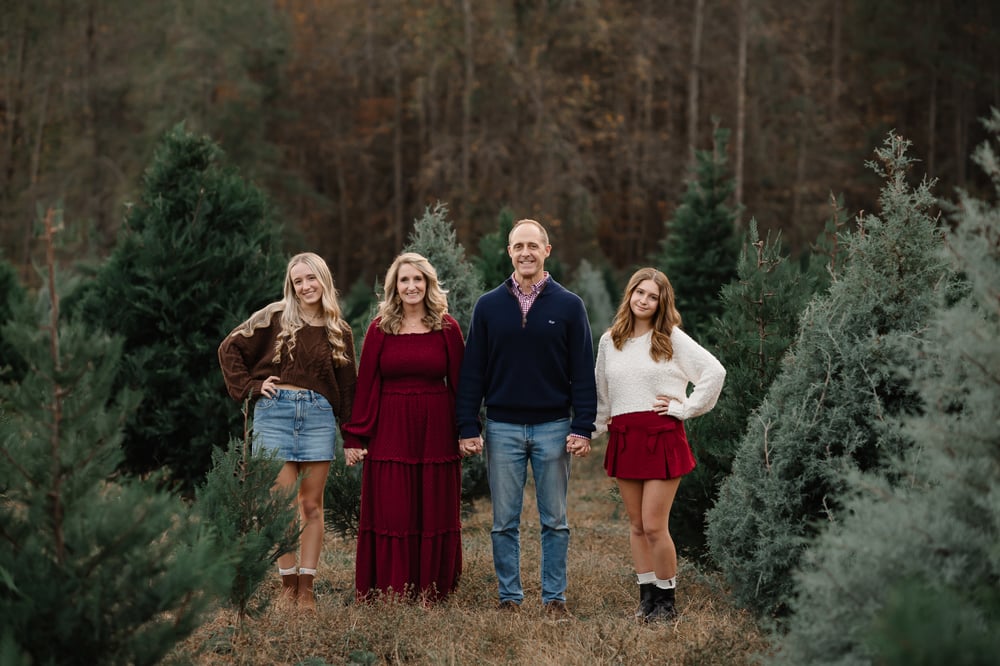Image of 2025 Christmas Tree Farm Mini Sessions