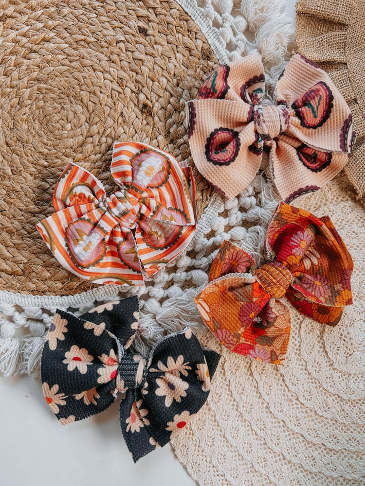 Image of BLOOMIE BOW - BUNDLE