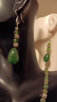 Image 5 of PERIDOT PENDANT W/EMERALD AND HEMATITE NECKLACE AND EARRING SET