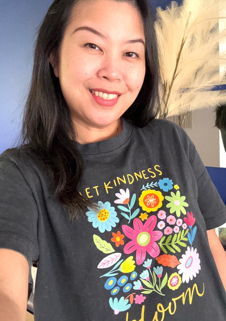 PRE ORDER - LET KINDNESS TEE Image 2