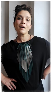 Image 7 of CROW MEDIUM Necklace - Dark Green