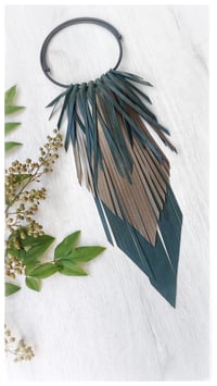 Image 3 of CROW MEDIUM Necklace - Dark Green