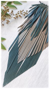 Image 5 of CROW MEDIUM Necklace - Dark Green