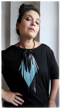 Image 5 of CROW MEDIUM Necklace - neroIndaco