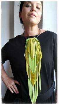 Image 10 of Collana in pelle artigianale CROW KING - Lime - 10% off