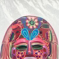 Image 4 of Masque mexicain vintage en terre cuite peint à la main – Années 70 - 80