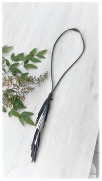 Image 3 of Collana in pelle artigianale SIRENA - NeroSilver