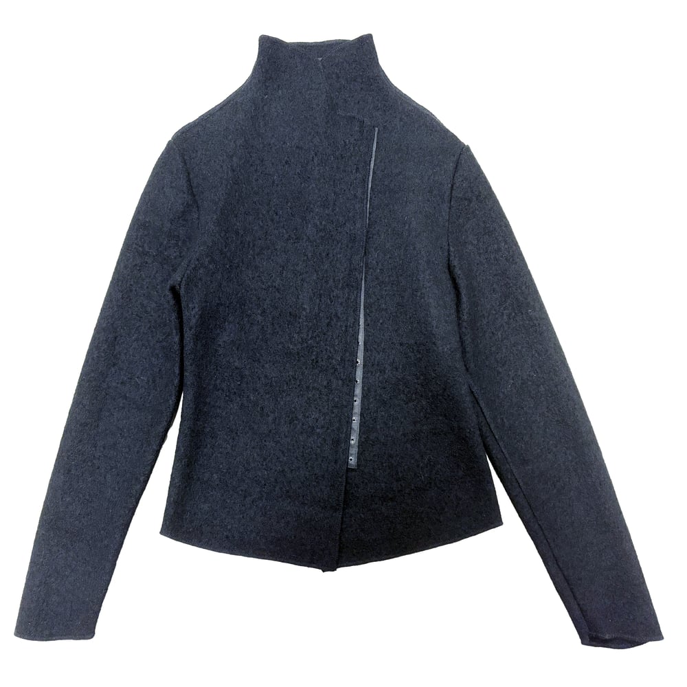 Image of 1996_Iconic V6_Honorine jacket in boiled wool