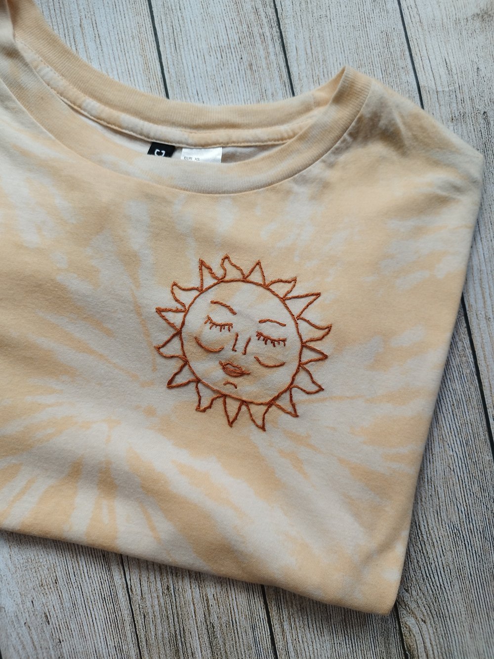 Image of sun babe crop tee