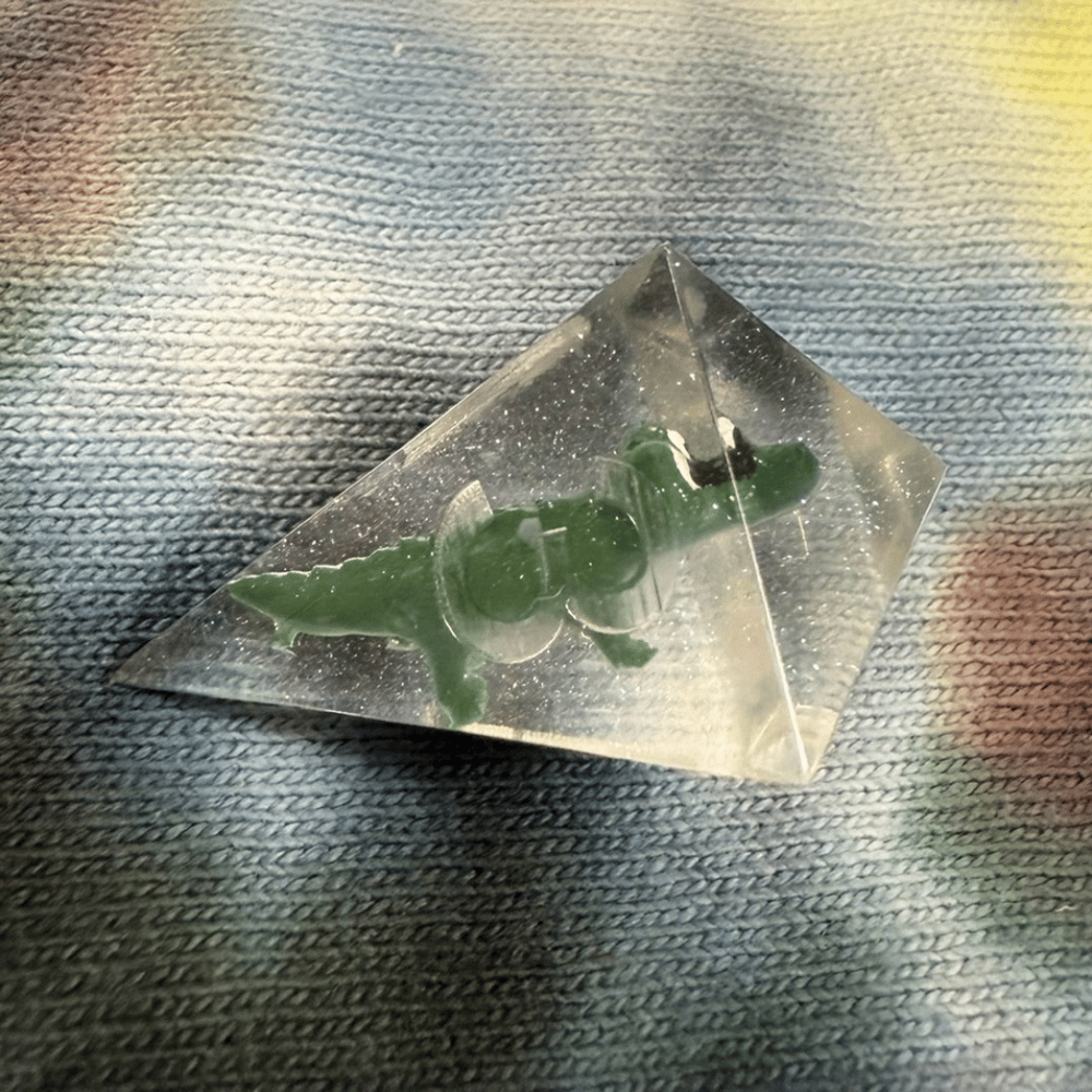 Image of Gator Filled D4 (Gem)