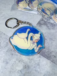 Image 2 of Swanky Swan