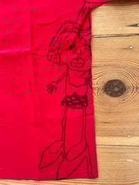 Image 2 of queen lady 