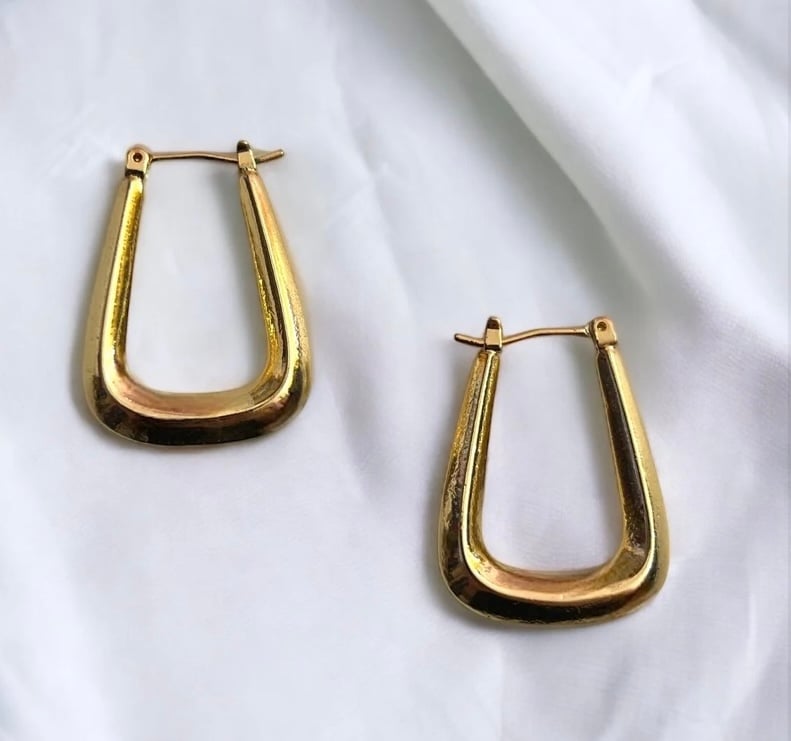 Image of Thalia oblong hoops