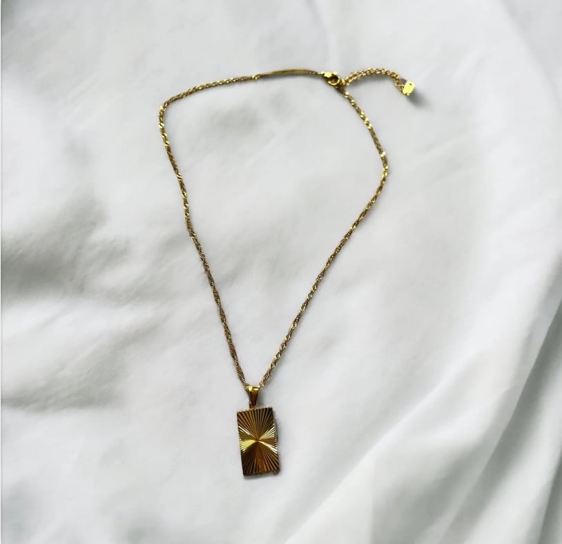Image of Antheia pendant necklace 