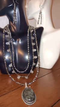 Image 7 of LABRADORITE PENDANT WITH LABRADORITE TEARDROP BEADS AND SWAROVSKI CRYSTALS