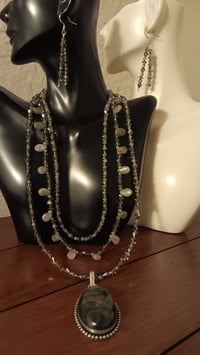 Image 1 of LABRADORITE PENDANT WITH LABRADORITE TEARDROP BEADS AND SWAROVSKI CRYSTALS