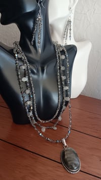 Image 9 of LABRADORITE PENDANT WITH LABRADORITE TEARDROP BEADS AND SWAROVSKI CRYSTALS