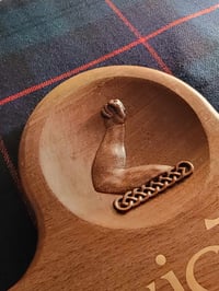 Image 3 of Armstrong Family Crest