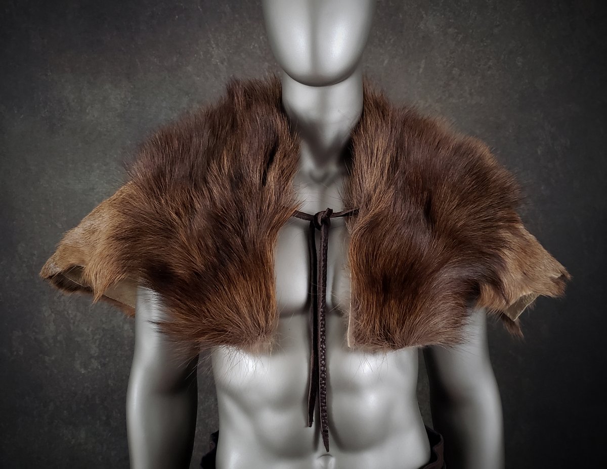 Image of Elk Hide Mantle