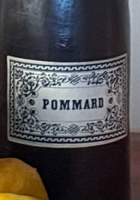 Image 2 of Bouteille de Pommard en papier maché