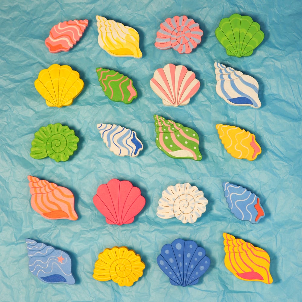 Seashell Wooden Pin Mystery Blind Bag