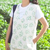 Image 3 of Lucky Clover! V-line Vest　Vラインベスト
