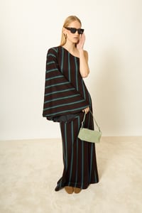 Image 1 of ABITO AMAIA RIGHE MARRONE