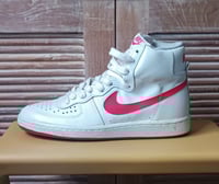 Image 1 of NIKE LEGEND SIZE 8.5US 42EUR 