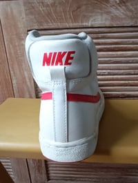 Image 4 of NIKE LEGEND SIZE 8.5US 42EUR 