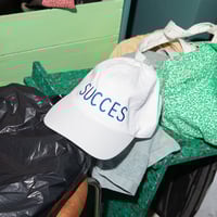 Image 1 of Succes cap white