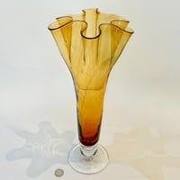 Image 1 of Grand vase de Murano vintage en verre soufflé et bullé jaune - 1960s 1970s