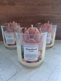 Image 4 of Tropical and Season Candles