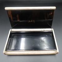 Image 2 of Vietnam, 20th century - Thanh Ley lacquer box