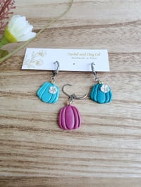 Image 5 of Pumpkin Stitch Markers for Crochet and Knitting