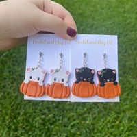 Image 3 of Fall Cat Pumpkin Earrings