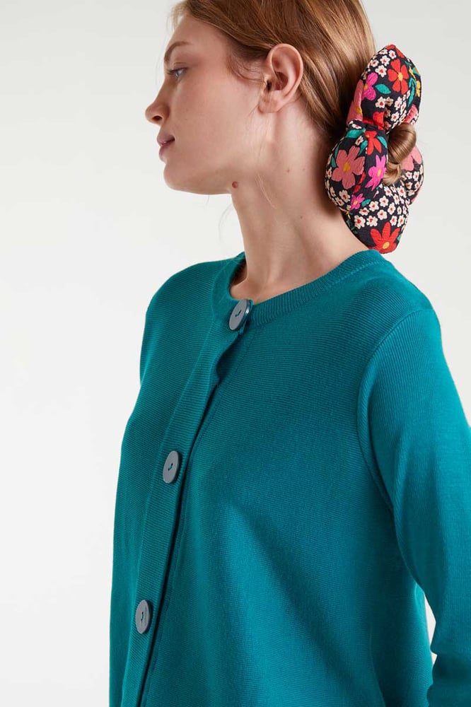 Image of Chaqueta de punto corte evasé .Compañía Fantastica.