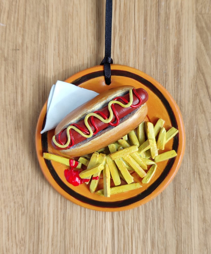 Image of 3D clay food art - Hot dog and chips