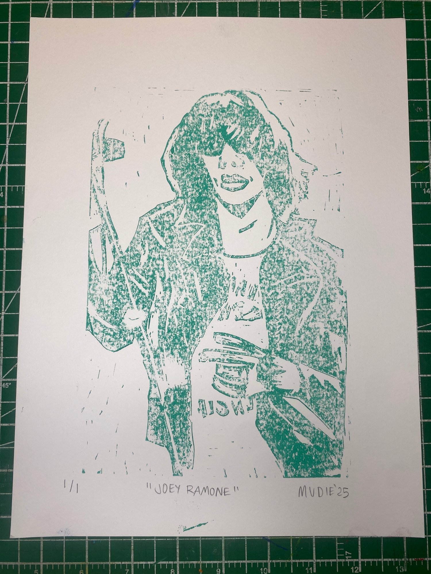 Image of Joey Ramone-Impression en lino