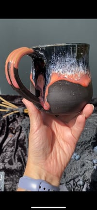 Image 4 of 14 oz Poison Berry Mug in Coral/Black/White