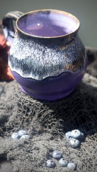 Image 1 of 18oz Poison Berry Mug in Purple/Black/White